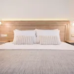 Hotel de apartamente Porfyris And 4*