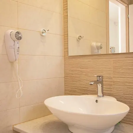 Hotel apartamentowy Porfyris And 4*