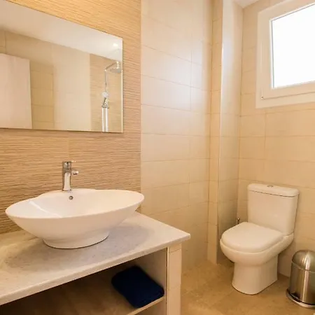 Porfyris And Hotel apartamentowy Karpatos