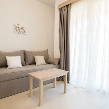 Porfyris And Hotel apartamentowy