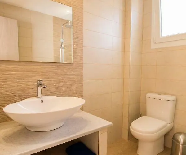 Porfyris And شقة فندقية كارباثوس